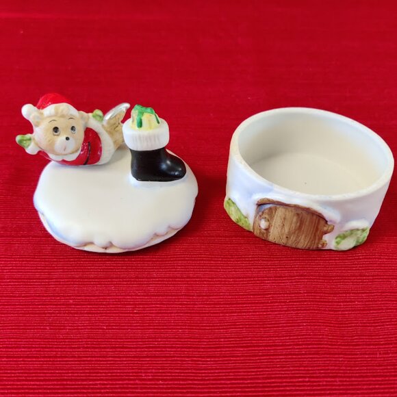 Vintage HOMCO Ice Skating Bear Trinket Box w/ Boot #8904 Home Interior - Picture 2 of 8